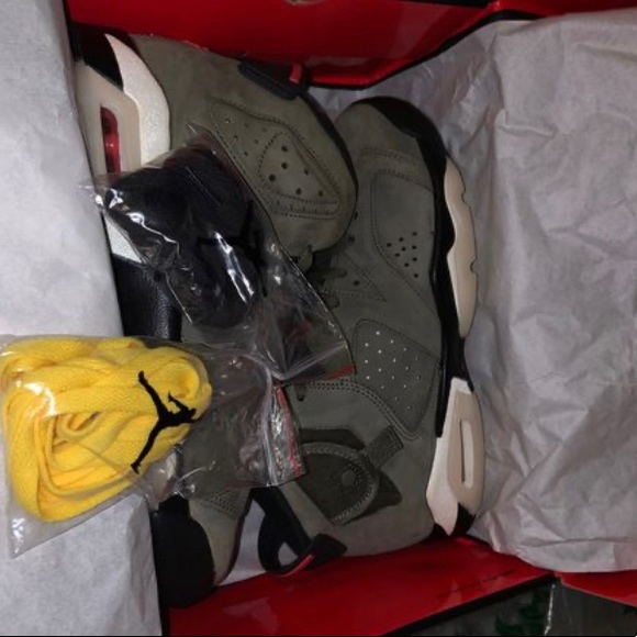 Travis Scott Air Jordan’s 6 - Picture 3 of 5